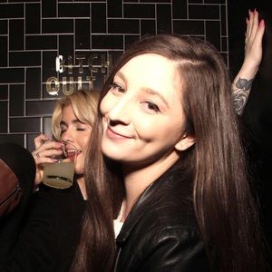 Meet your Posher, Gina